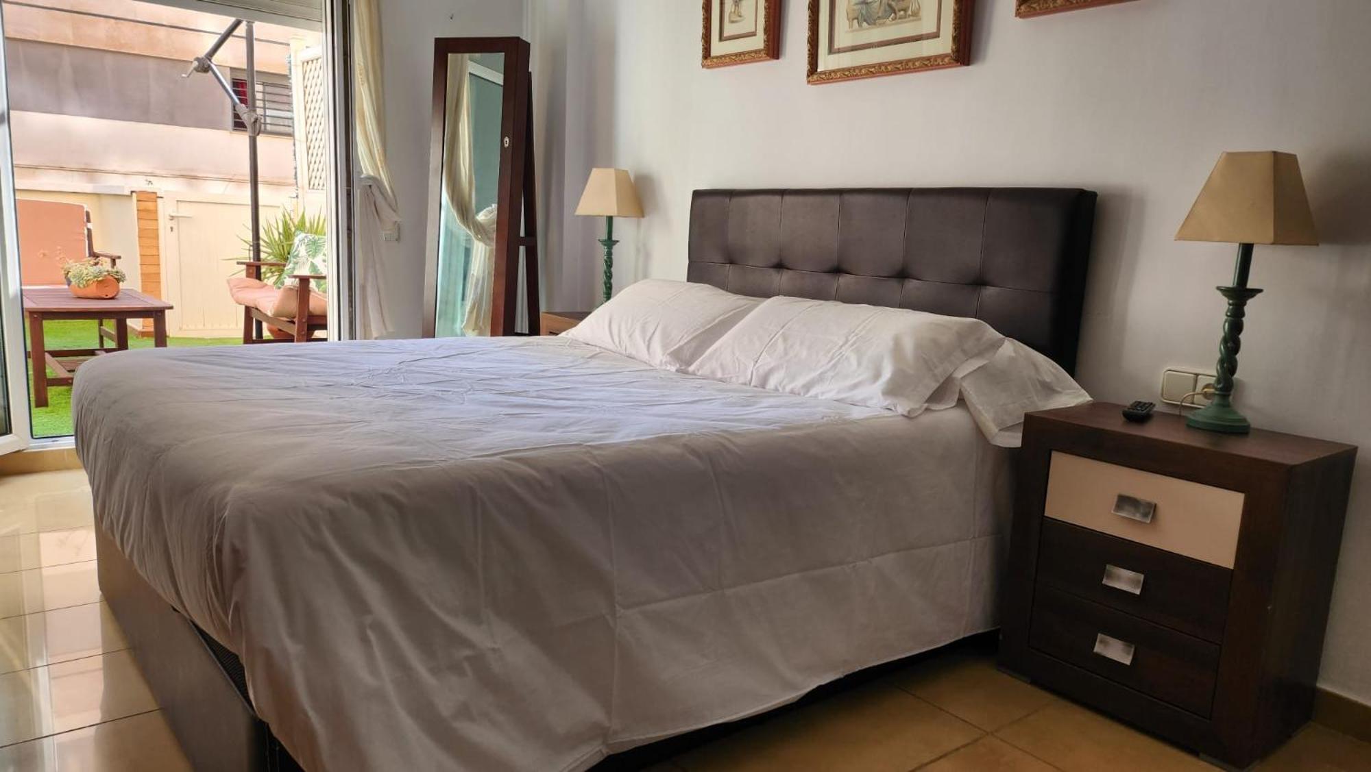 Privada Con Terraza Chill Out * Aguadulce (Almeria)